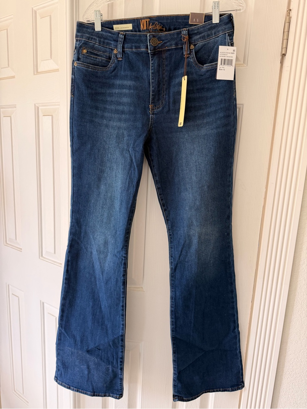 Kut from the Kloth Women's Nicole High Rise Bootcut Jeans 12 NWT